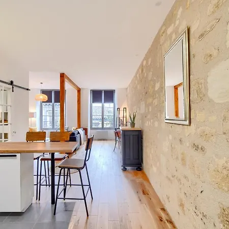 Le Bobo - Superbe En Plein Centre Apartment *